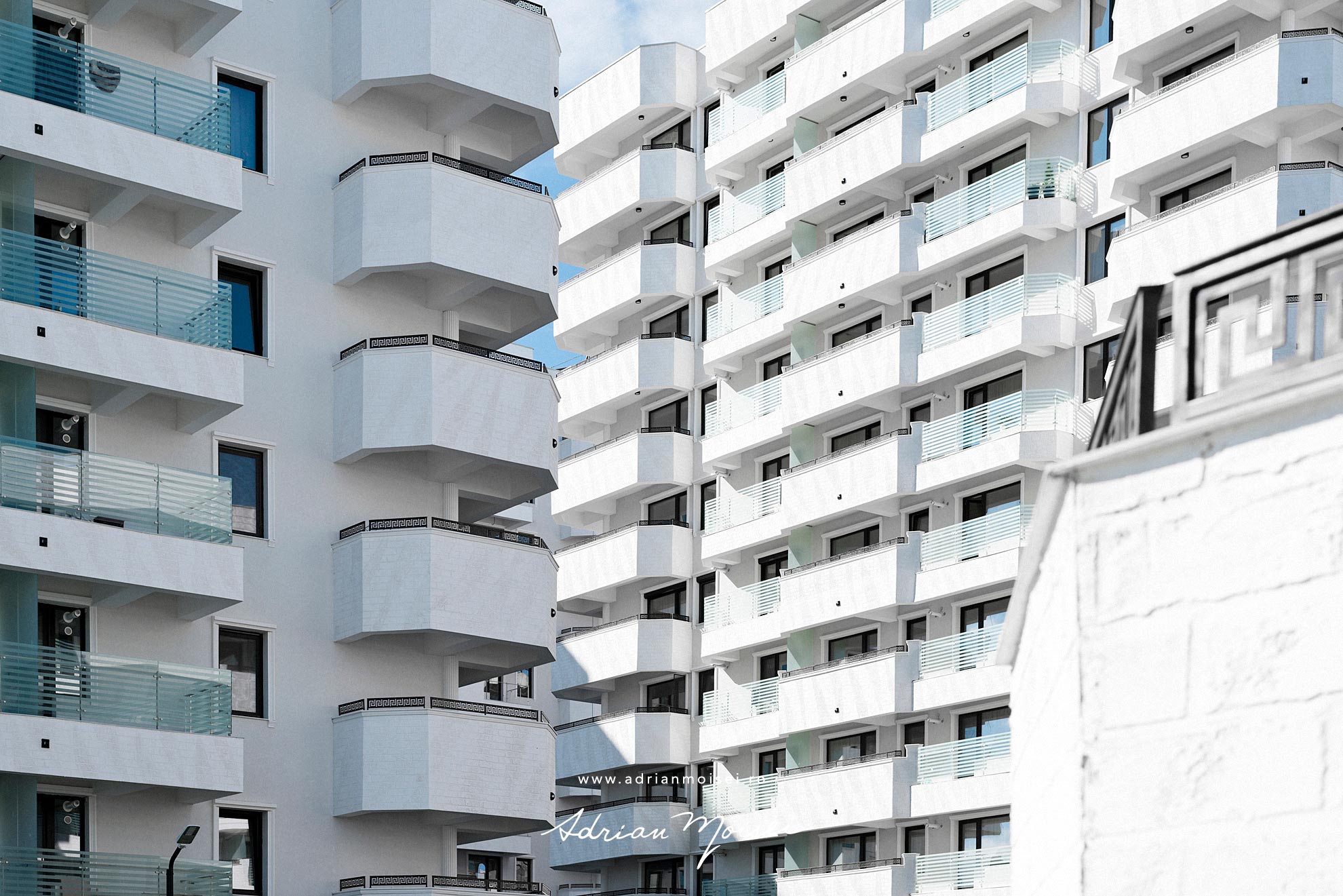 Royal Town Copou Iasi - cu tamplarie Schuco Izosmart. Fotograf arhitectura Iasi Adrian Moisei