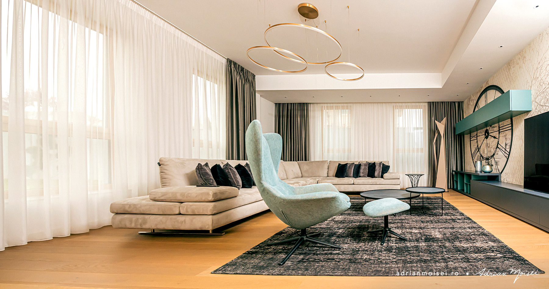 Fotograf arhitectura Iasi pentru Rovere Mobili, cel mai mare furnizor de mobila italiana din Romania. Studio foto video Iasi, Adrian Moisei