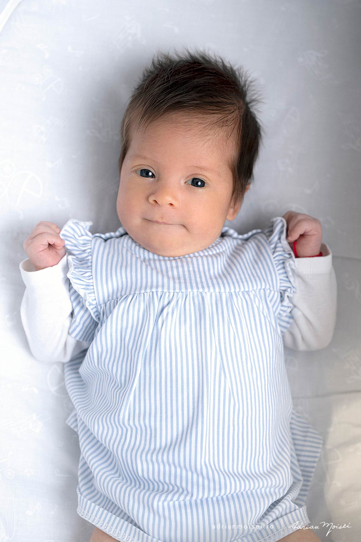 Fotograf bebelusi copii si familie in Iasi, studio foto Iasi, Adrian Moisei