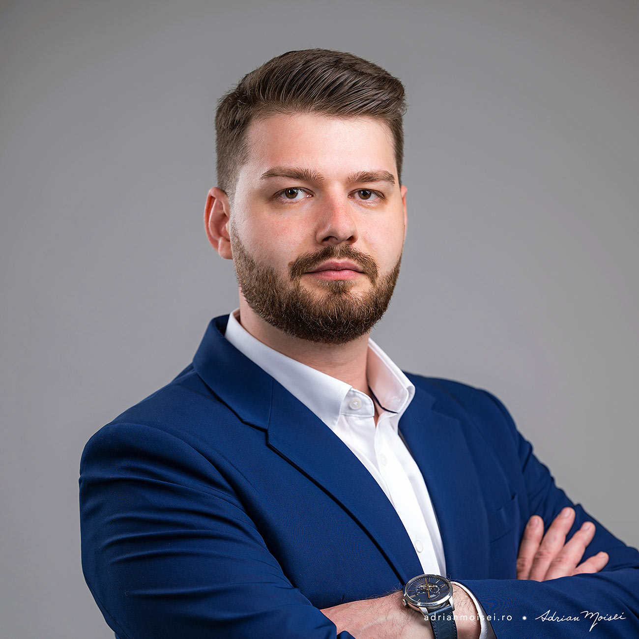 Profile photos for skilled freelancer in mobile solutions for iOS and Android - studio foto video in Iasi - fotograf Iasi Adrian Moisei