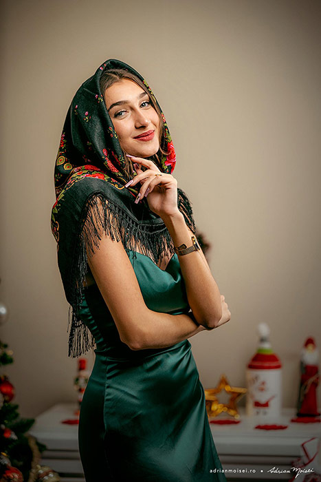 Amintiri pentru o viață: fotografie de Crăciun la studio foto in Iași