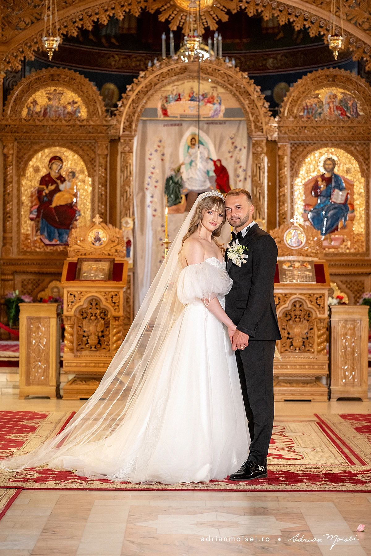 cununie religioasa biserica sf nectarie cuplu casatorie ziua nunta adrian moisei fotograf iasi