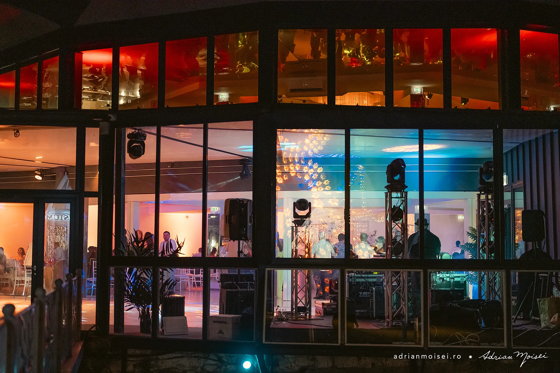 Dansul mirilor la Bloom Elysium Iași – fotografie Adrian Moisei